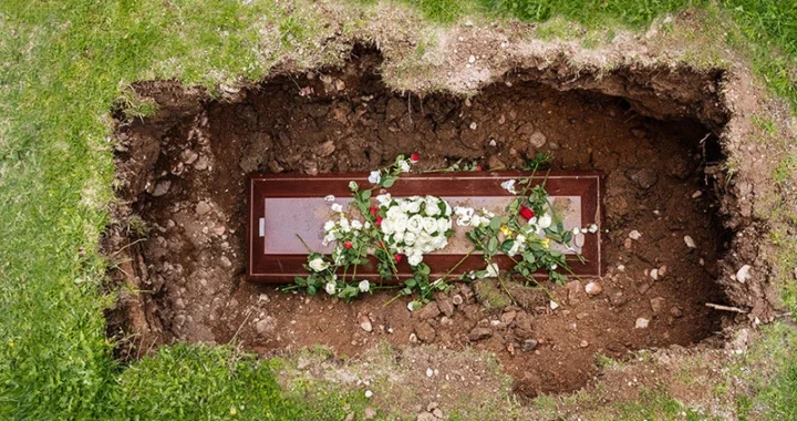 Coffins Last Underground